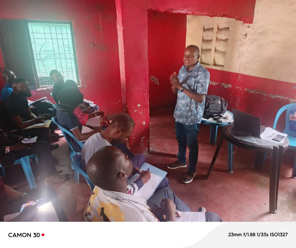 How twitter can teach you about celebrity houses